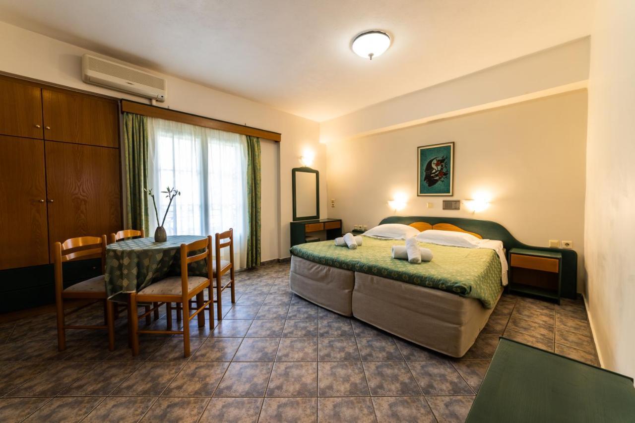 Hotel Odeon Васілікі Екстер'єр фото