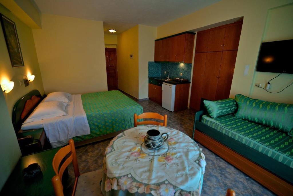 Hotel Odeon Васілікі Номер фото