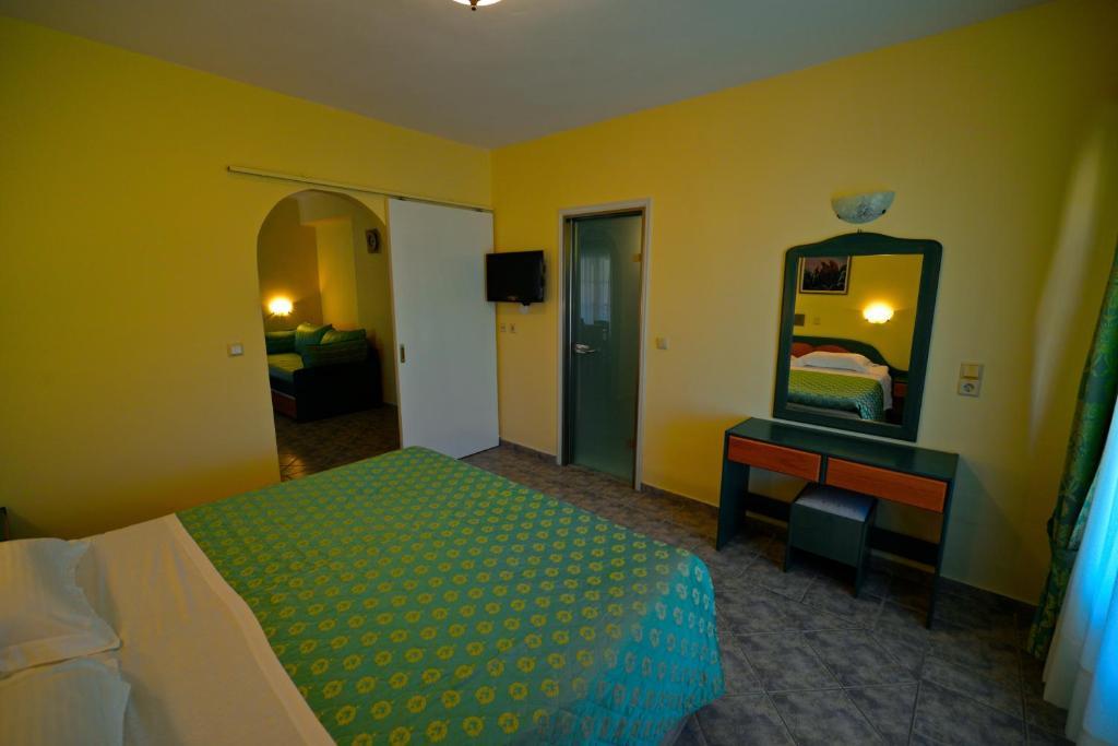 Hotel Odeon Васілікі Номер фото